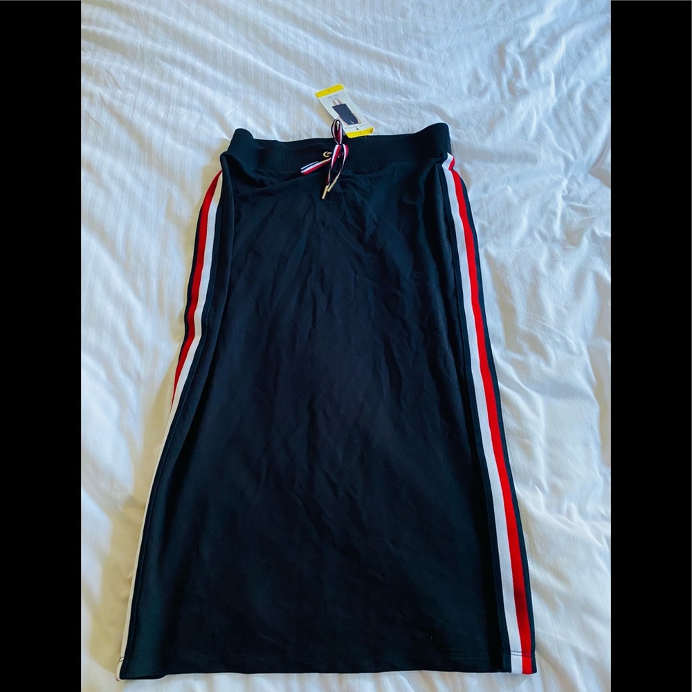 Nwt tommy hilfiger skirt